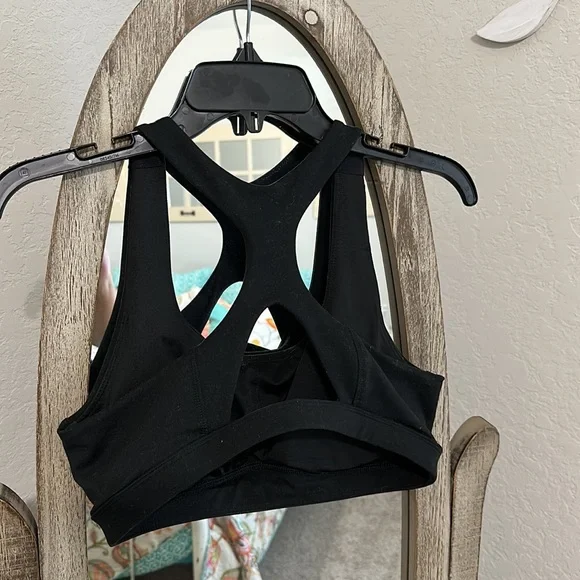 DSG Sportsbra - Picture 2 of 5